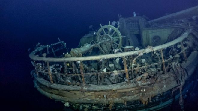 Hunting New England Shipwrecks