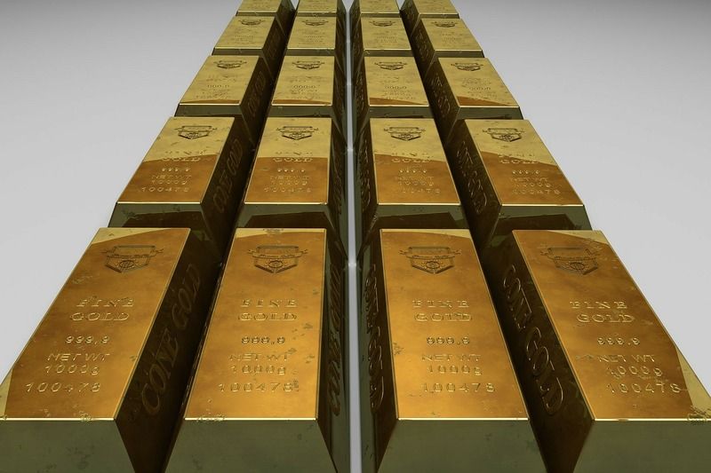 Gold bars in a straight row
