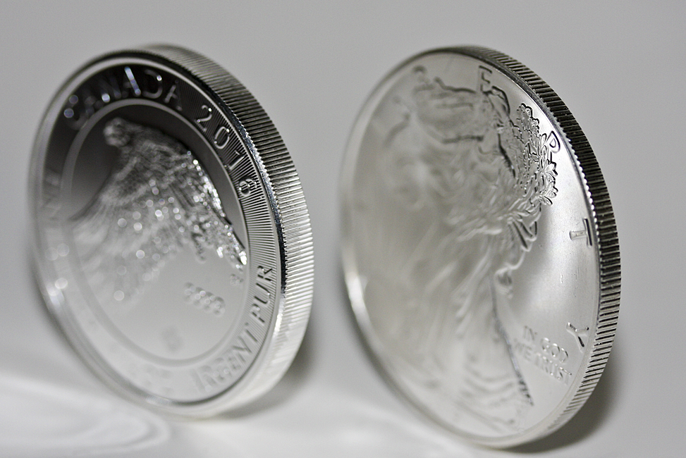 1.5 oz Silver Falcon-Canadian 1.5 oz Silver Falcon-Canadian